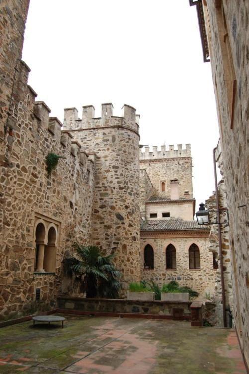 Hotel Hospederia Del Real Monasterio Guadalupe  Pokój zdjęcie