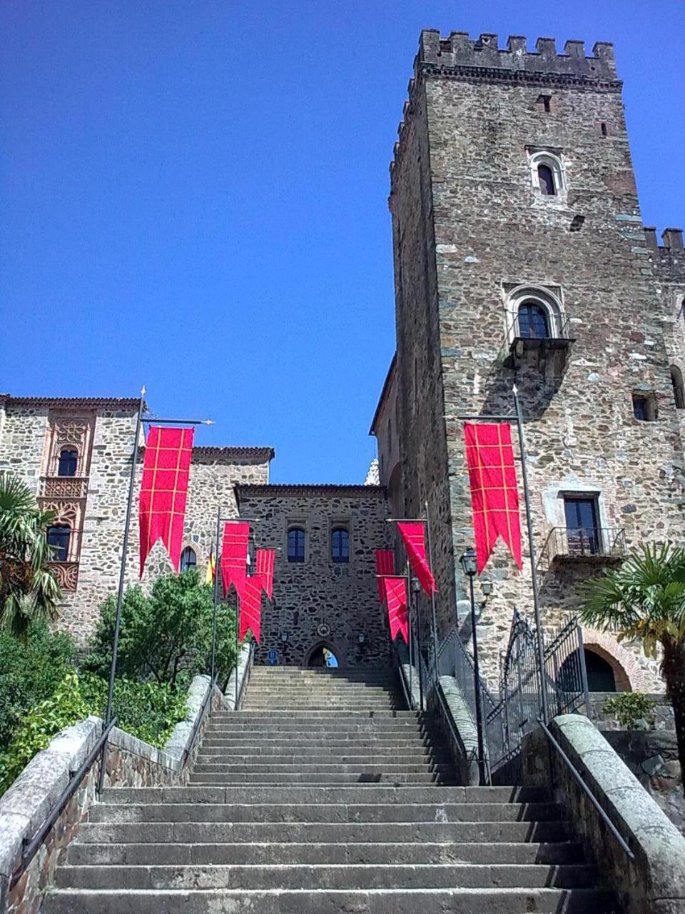 Hotel Hospederia Del Real Monasterio Guadalupe  Zewnętrze zdjęcie