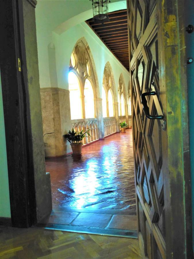 Hotel Hospederia Del Real Monasterio Guadalupe  Zewnętrze zdjęcie